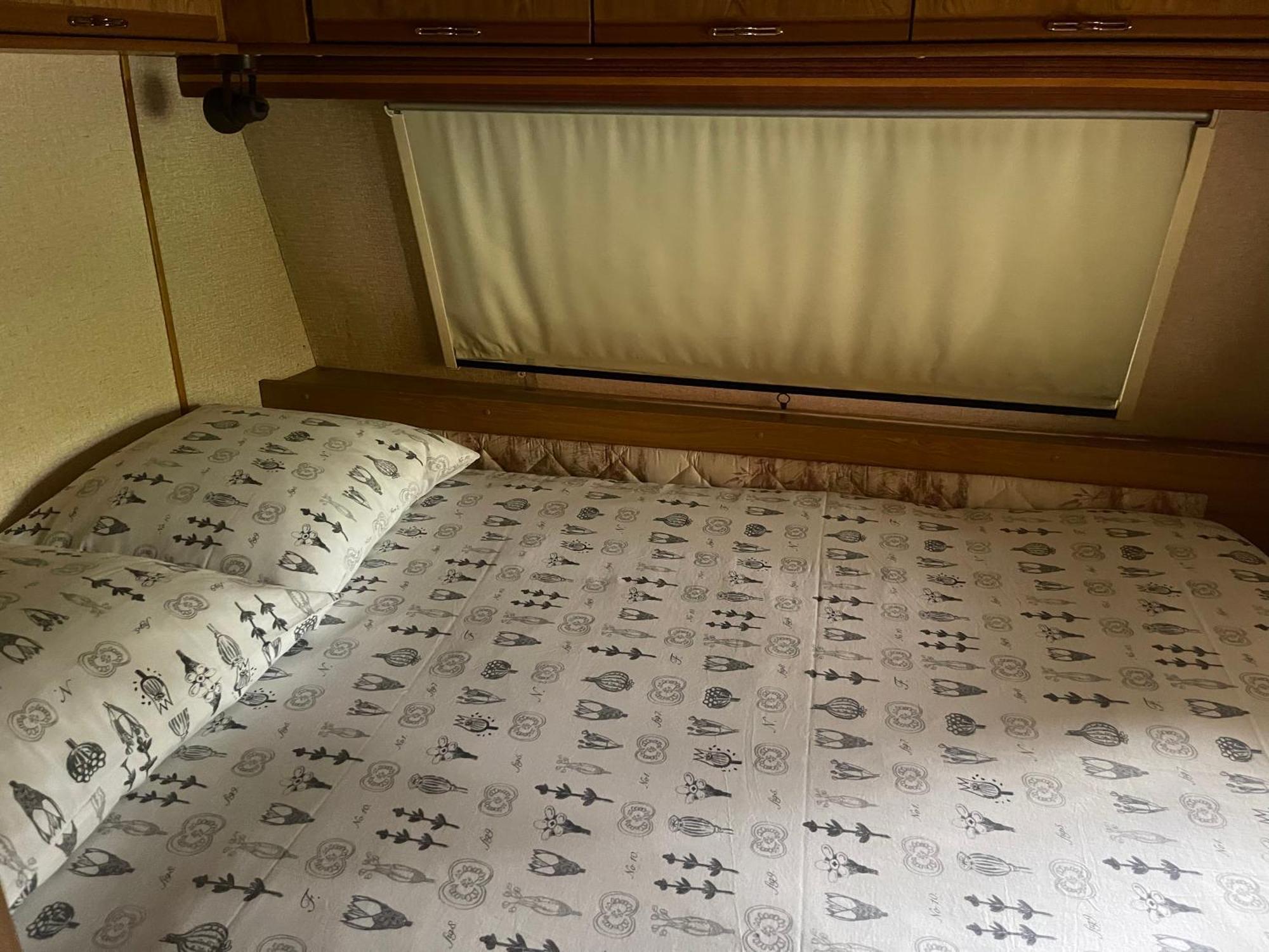 Caravanes De Provence Aiglun  Kültér fotó